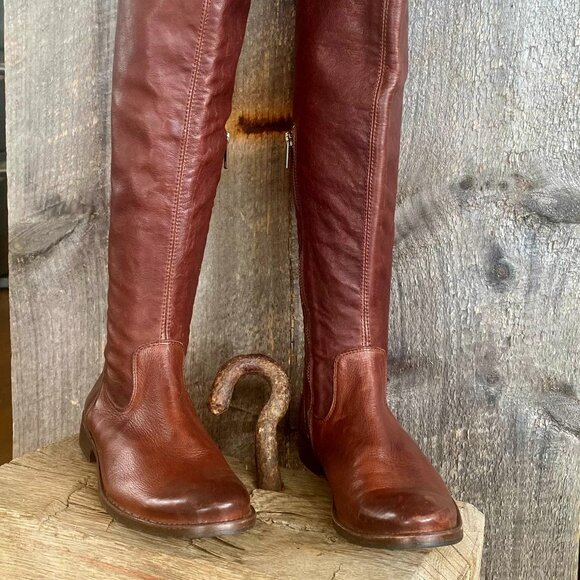 FRYE Sz 7.5B Shirley Over The Knee Engineer Equestrian Boot Cognac Brown - Picture 1 of 7